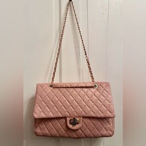 NWOT Badgley Mischka quilted messenger bag in a blush pink color gold adjustable